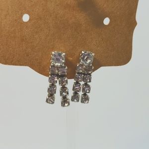 Vintage silvertone and rhinestones screw back earrings